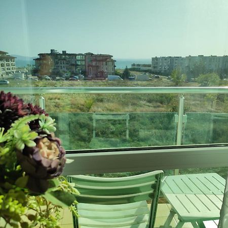Прекрасен Апартамент С Изглед Към Морето Сарафово 1 Burgas Exterior photo