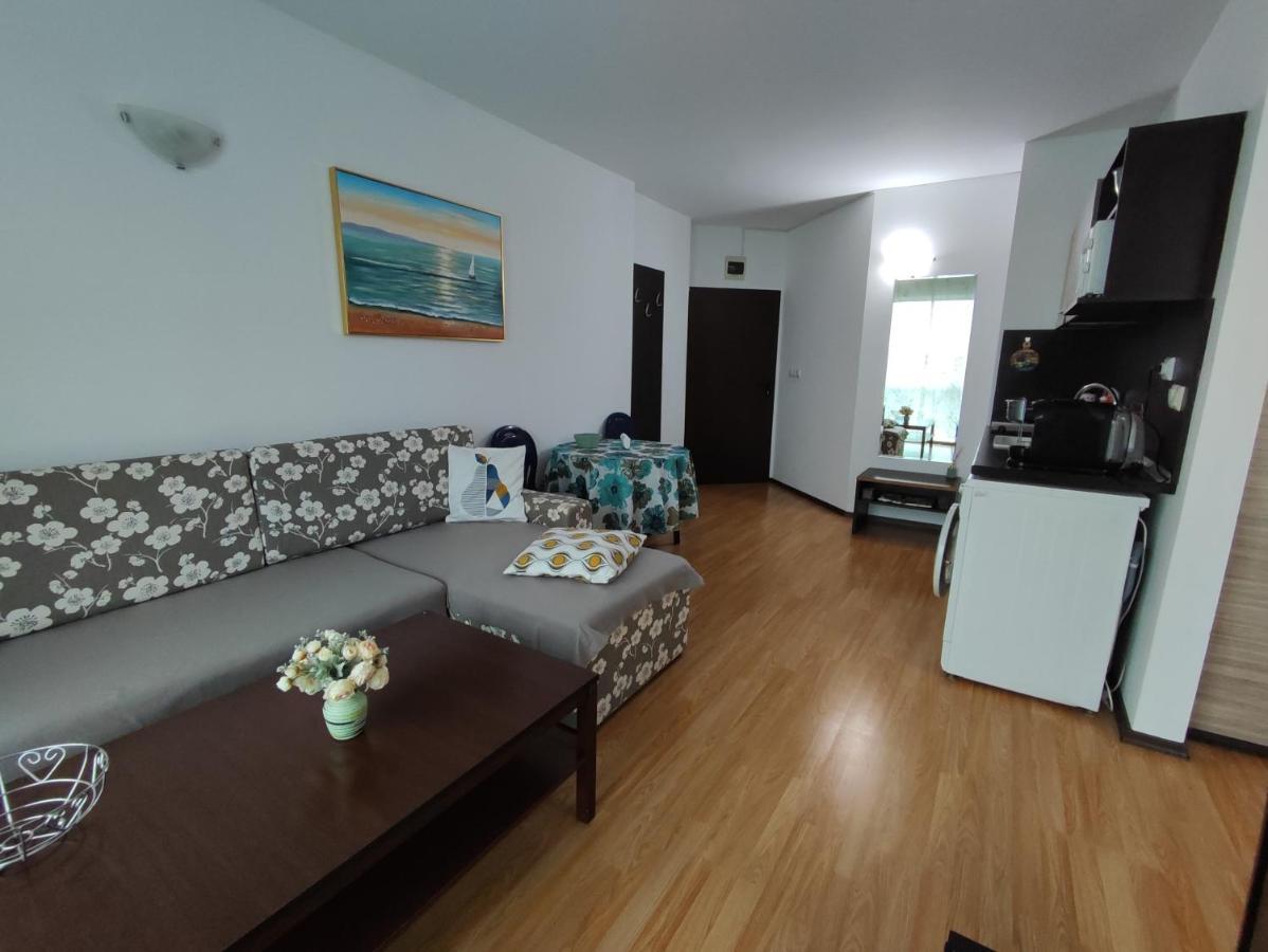 Прекрасен Апартамент С Изглед Към Морето Сарафово 1 Burgas Exterior photo